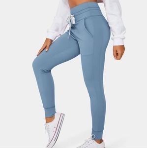 NWT Cloudful Air High Waisted Drawstring Side pocket full length joggers
